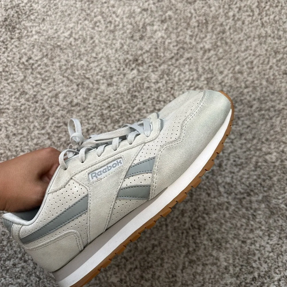 Reebok - Picture 6 of 7